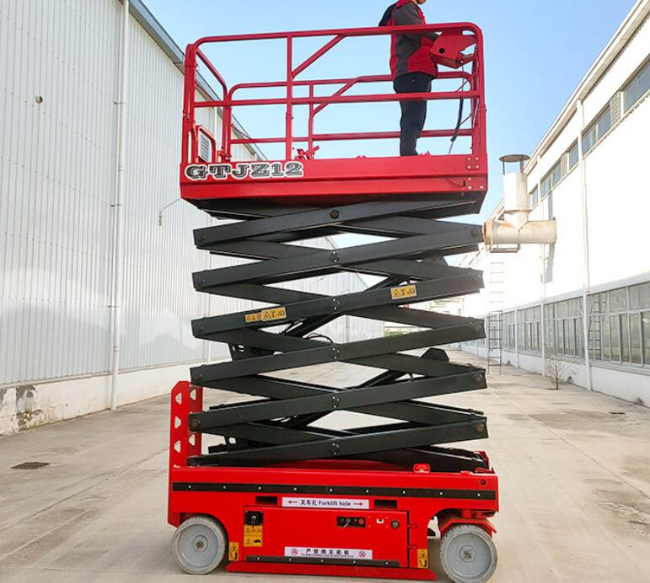 洋浦经济开发区自行走移动式升降机